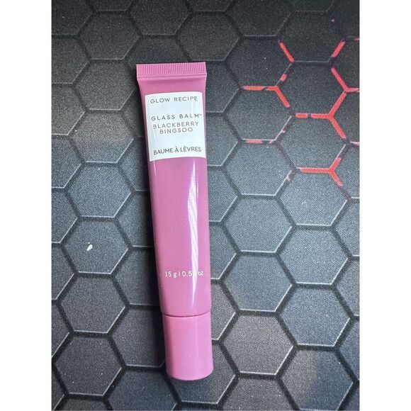 Glow Recipe Glass Balm Lip Treatment for Shine & Hydration color blackberry Bong - Picture 1 of 5
